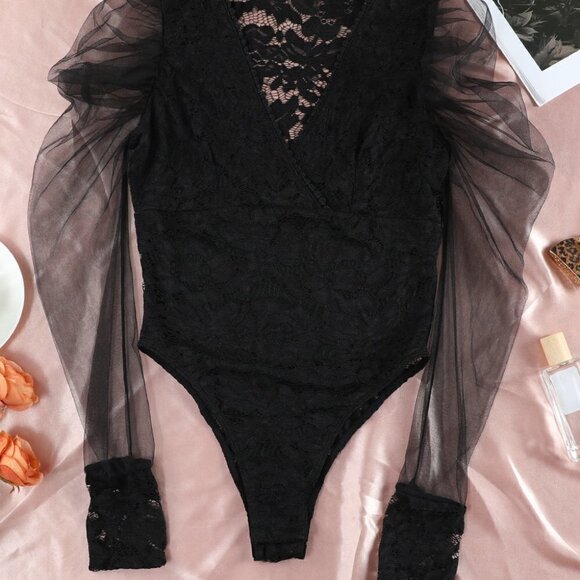 Long Puff Sleeve Lace Bodysuit Large NWT - Picture 6 of 9